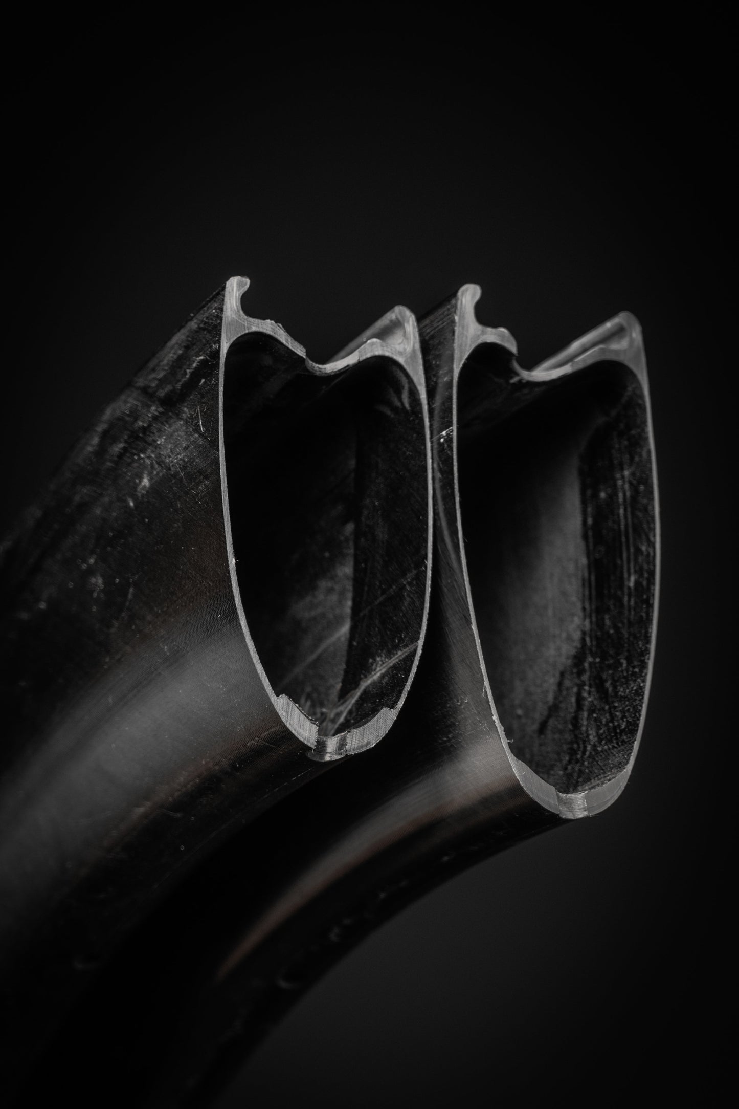 Winspace Hyper rim internal designed for tubeless tyres and aerodynamic performance.